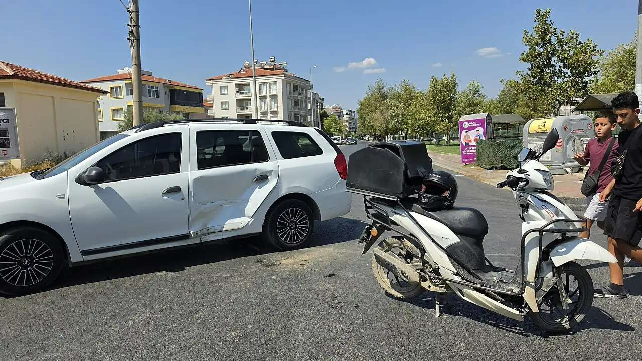 Muğla’da Otomobil ile Motosiklet Çarpıştı: 1 Yaralı 1